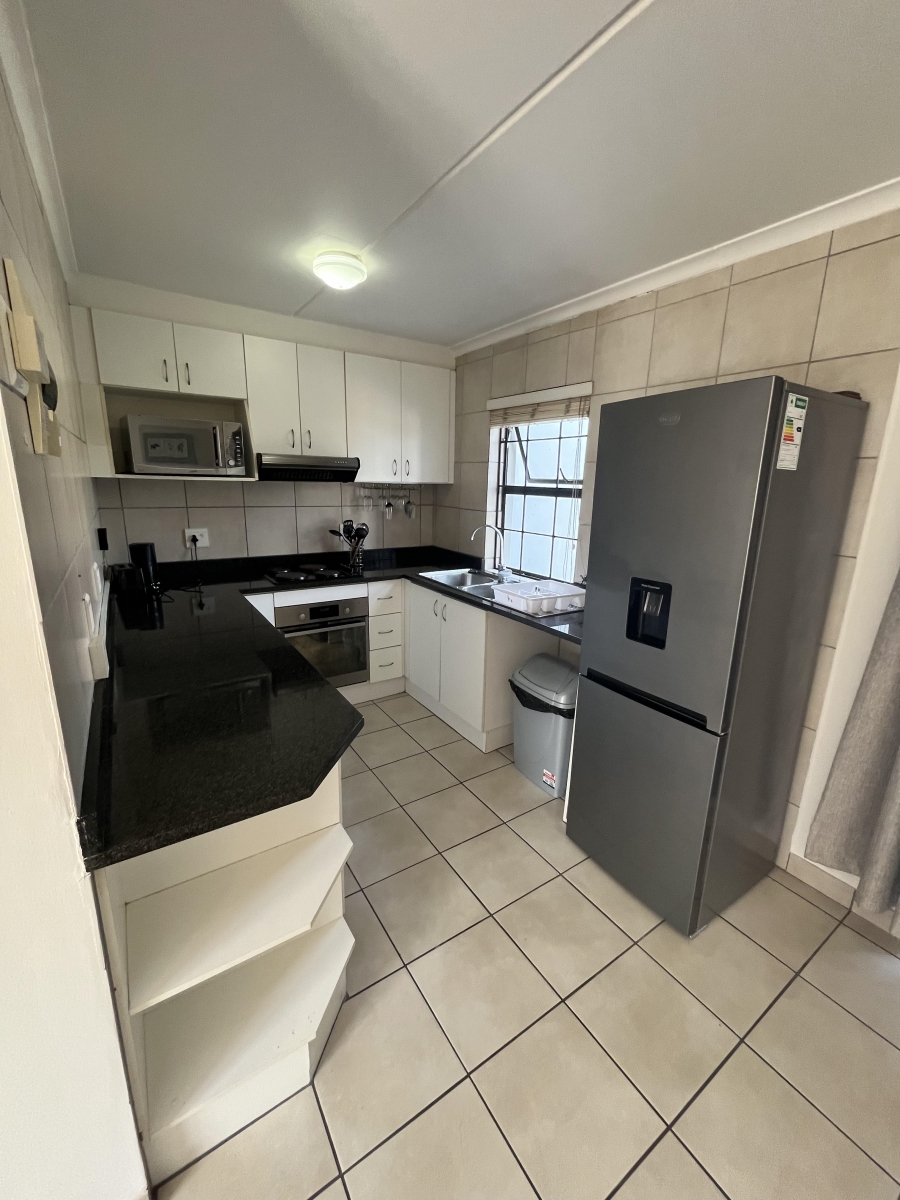 To Let 2 Bedroom Property for Rent in Burgundy Estate Western Cape